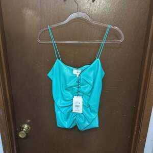 Nwt 7 for all mankind Rushed Faux Leather Strappy Cami Top in Atlantis sz M Orig